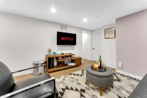 2BR No Stairs | Parking + Pets | 15 min Downtown - Image 5