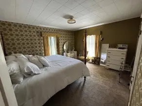 Historic Home - Image 2