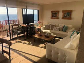 Bright sea view apartment for 11 - Image 2