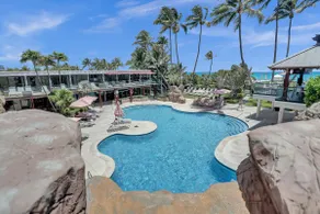 Fantastic condo w beach service 615 - Image 5