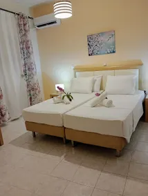 Cozy Kremasti Apartment - Image 4