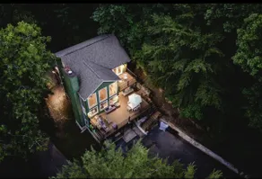 Evergreen Lodge - Image 2