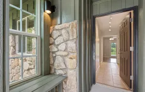 Cozy Stone Cottage - Image 3