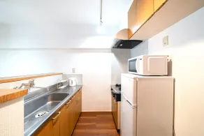 Yasuyuki's apartment with excellent access!7-minute walk from Shibuya Station Exit C1, family apartment. - Image 3