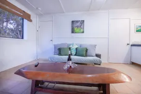 Kangaroo Kabin - Entire cabin, 5mins to the beach - Image 4