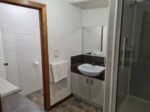 Orchard 2 Bedroom Apartment in Devonport - Image 5