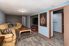 Des Moines 3Bdrm K&Q Bds quiet - finished lwr lev - Image 5
