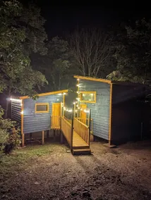 Dreamy Riverside Forest Villa - Image 4