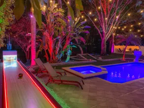 Amenity Paradise! Mini Golf, Bowling & Hot Tub! - Image 4