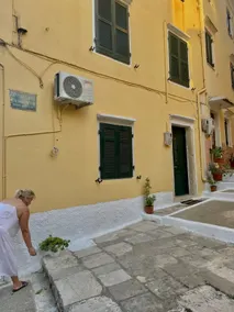 Corfu Port Art Studios first floor - Image 3
