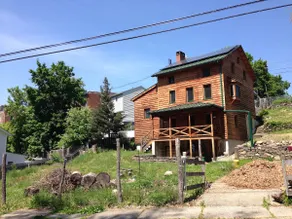 Urban Rustic Eco-Homestead - Image 2