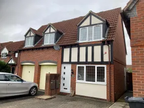 Bright Comfortable Coach House Private Parking - Image 4