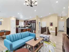 Stylish Spacious Home in Heart of SLC - Image 4