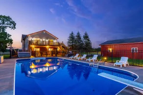 9BR Family Retreat w/Pool, Hot tub, Sauna, Pond - Image 4