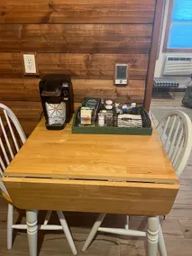 Country Cabin - Cozy 1 Room Guesthouse - Image 3