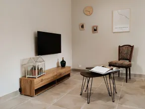 Comfortable house with garden - Image 4