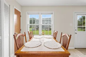 Prime Location 2 BR Oasis with Washer and Dryer - Image 4