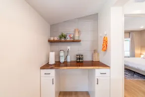 Reno Oasis: Stylish 1-Bedroom Escape - Image 5