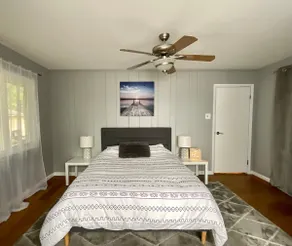 Quiver Beach House * Private Beach * Lake House - Image 4