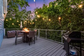 *5 min. walk to Downtown McKinney* & Pet friendly! - Image 2