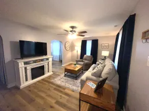 Hometown Hideaway - Image 3