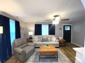 Hometown Hideaway - Image 5