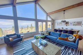 Aurora Haven: zipline, seaVIEW, game room, private - Image 4