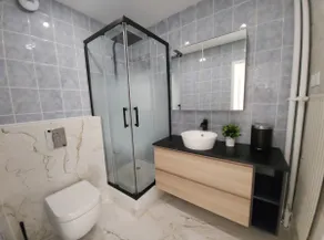Spacious and Renovated Apartment - Image 3