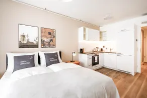 Budapest Mosonyi | Suite with balcony - Image 4