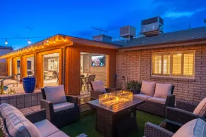 Heated Pool & Mountain Views! Luxury 4 Bed/4Bath! - Image 5