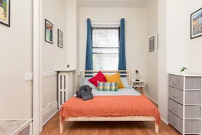 Walk! Walk! Walk! 1 Bed / 1 Bath - 2 mins from T! - Image 2