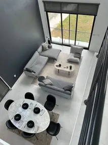 Elysium Escapes Luxury 3BR Villa 18Mins FR Airport - Image 3