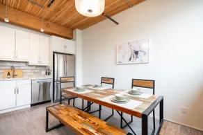 Luxury Exchange District w/Parking & Rooftop Patio - Image 5