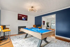 Hot tub | Fire-pit | Pool Table | Heated Pool - Image 4