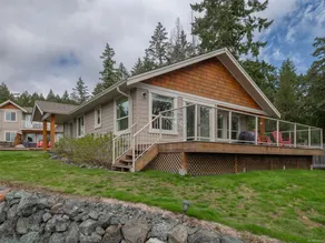 The Spot on Sproat Lake - Image 4