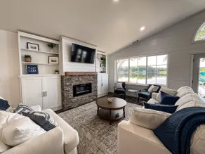 Family Vacation Lakeside Retreat with Bunkroom - Image 2