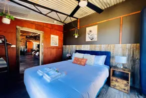 Sunstone - 2 Bed Eco Cabin - Kundalini Lodge - Image 4