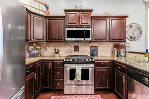Hidden luxurious 2BR treasure in South Lafayette - Image 5