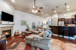 Hidden luxurious 2BR treasure in South Lafayette - Image 2