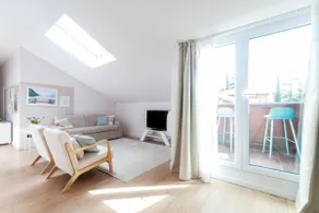 The Lake Suite Fiumelatte - Lake front apartment - Image 3
