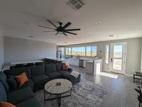 Desert Lakehouse Getaway - Image 5