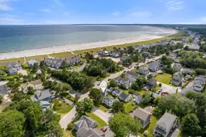 Updated Cottage Steps to Pine Point Beach! - Image 4