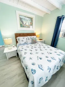 Cozy Cottage 1BR Heated Pool 3min Walk to Beach - Image 5