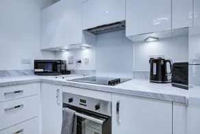 Brand New apartment next to Lakeside Shopping mall, Essex - Image 5