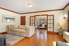 Rustic Charm 2 Bedroom Apartment | Waukegan - Image 5