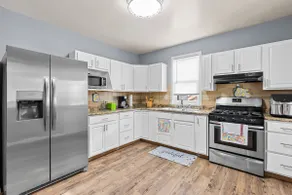 4 bedroom home near Downtown GR - Image 4