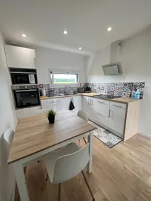 2-room apartment, terrace and private - Image 3