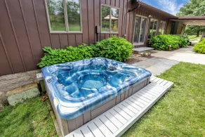 Fall Getaway - sleeps 16 w/ heated pool, hot tub! - Image 4
