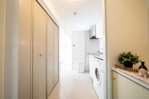 Alex Sendagi, 6-minute walk from Yuzhong Ginza JR Subway Station, kitchen, 2 double beds, apartment 503 - Image 2