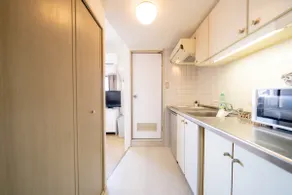 Alex Sendagi JR Subway Yanakaginza 6 min walk / Kitchen, 2-bed apartment 4 - Image 3